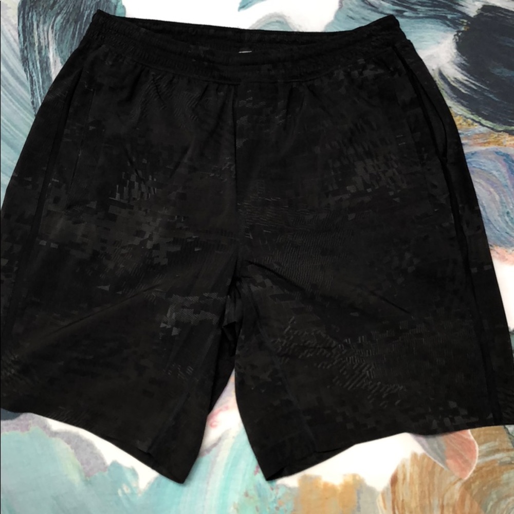 Men’s lululemon shorts